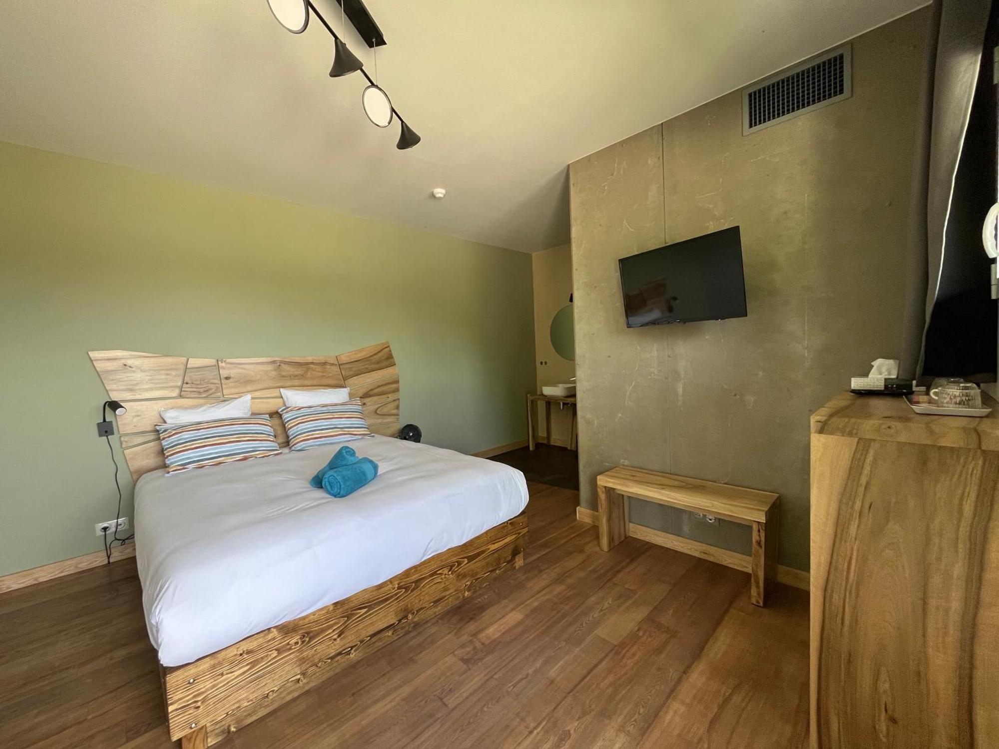 Hotel En Tilleul Pont-du-Navoy Екстериор снимка