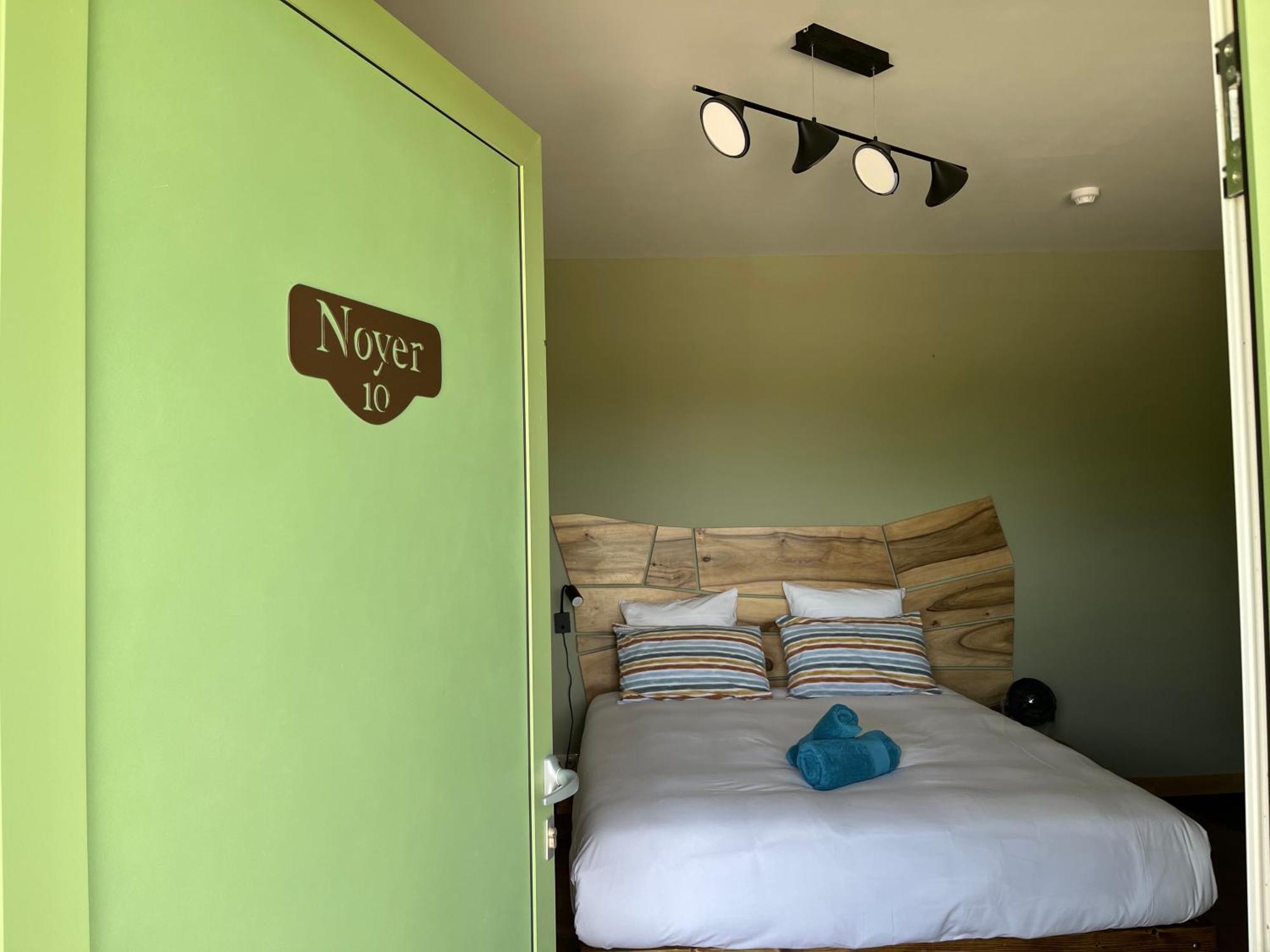 Hotel En Tilleul Pont-du-Navoy Екстериор снимка